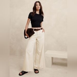 Banana Republic Factory Ultra High-Rise Wide-Leg Trouser Jean in Ecru
